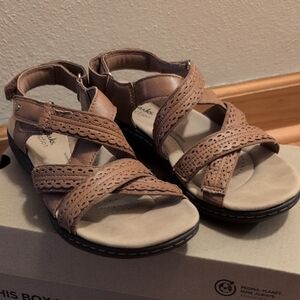 Clark Laurieann Rena Sandals Size 7.5M